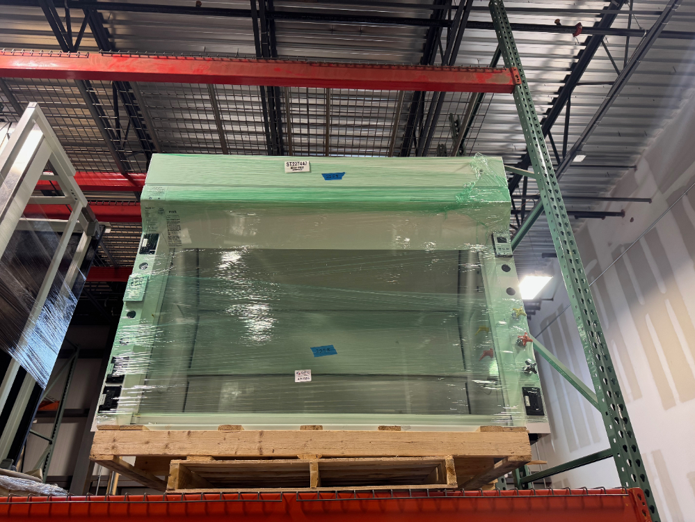 Image of Mott 5' Fume Hood